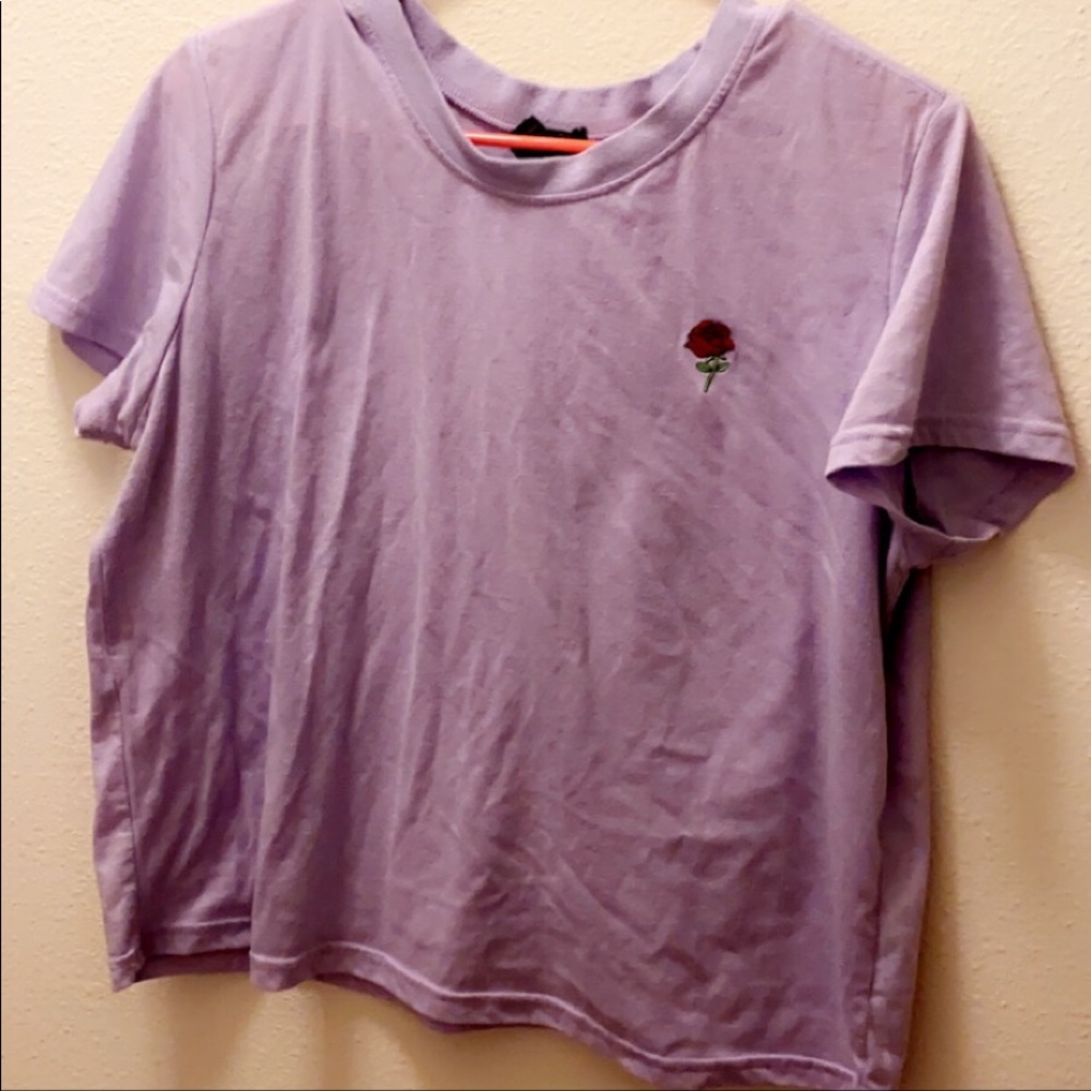Rue21 Simple purple cropped t-shirt with rose